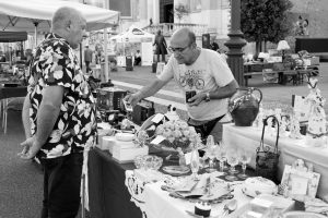 Developing Strong Bargaining Skills for Flea Markets