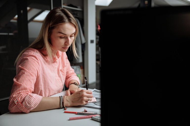 Mastering the Art of Informational Interviews for Career Insight