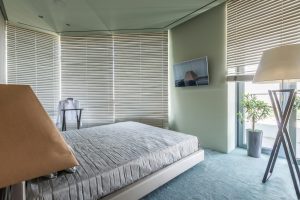 Designing a Functional Wardrobe That Suits Your Lifestyle Needs